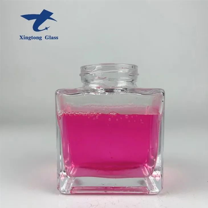 Četvrtasta staklena boca od 350 ml